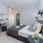 Petani Bed and Breakfast 3*