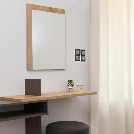 住宿加早餐酒店 Petani Vóvikes