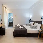 Petani Bed & Breakfast 3*